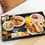 Maison Pigalle Hotel 4*