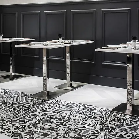 Maison Pigalle Hotell 4*