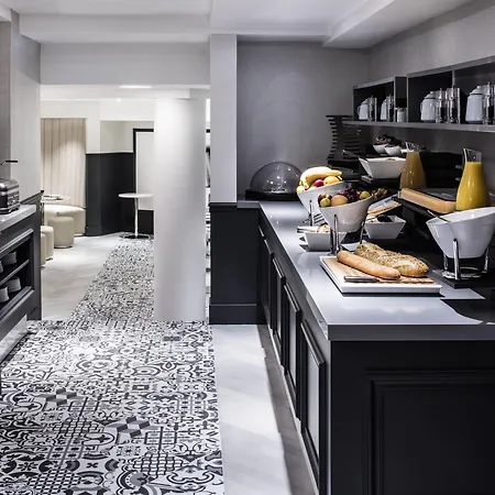 Maison Pigalle Hotel 4*