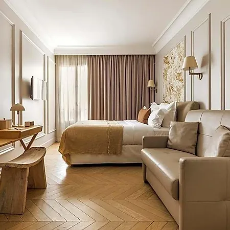 Maison Pigalle Szálloda