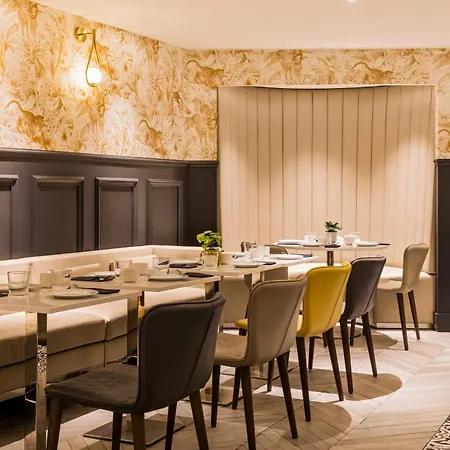 Maison Pigalle 4*