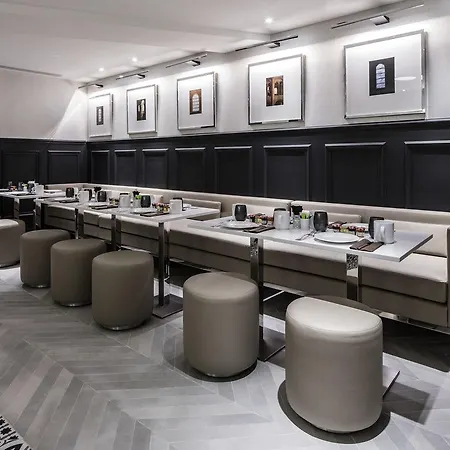 Maison Pigalle Paris